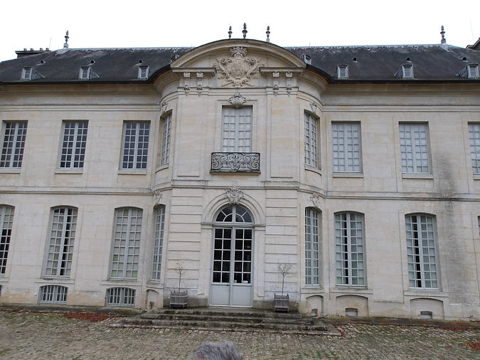 Chateau Villarceaux074[1].jpg