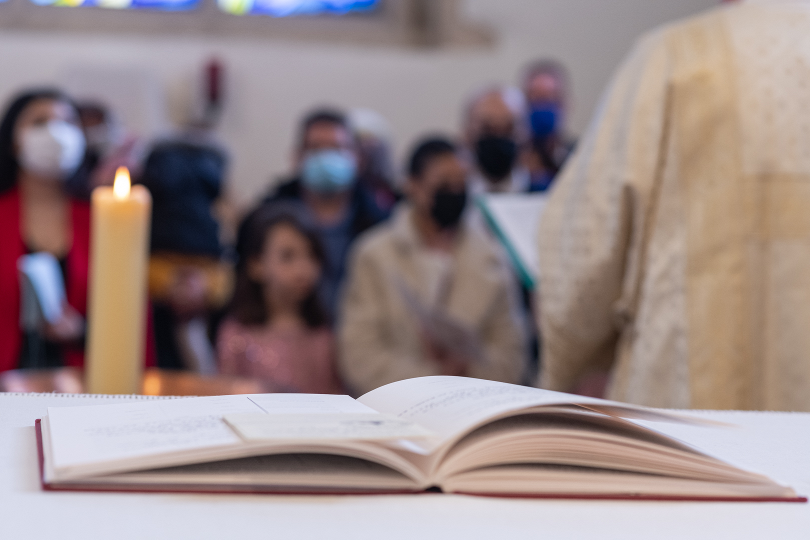 Reportage photo du baptême d’Ethan : les détails de la cérémonie