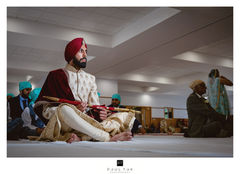 asian-wedding-photographer-scotland-paul-takgroom at the temple