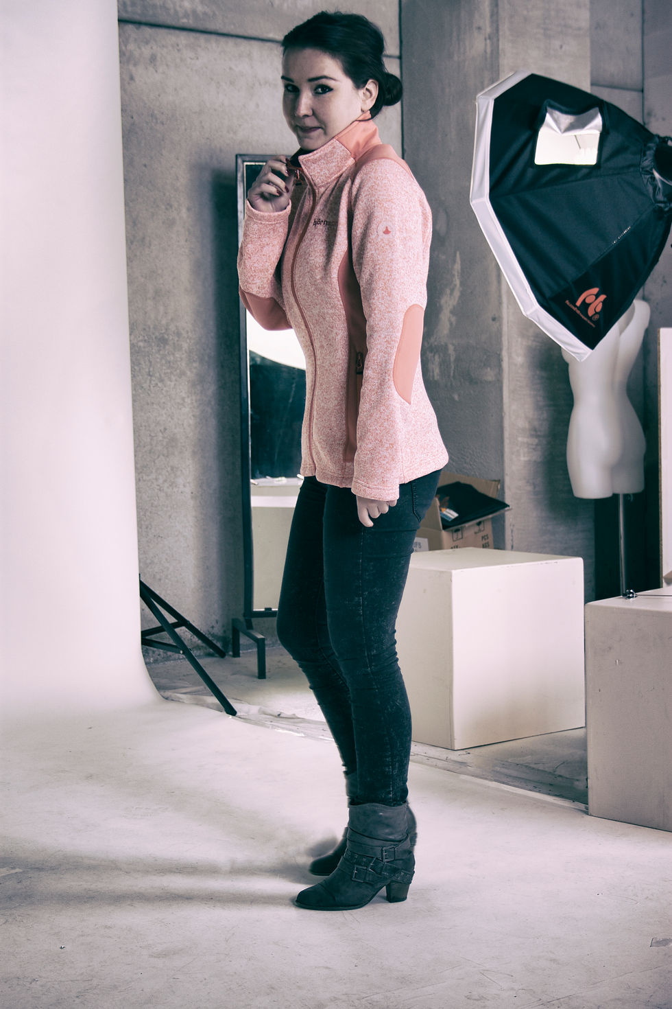 Backstage4.jpg