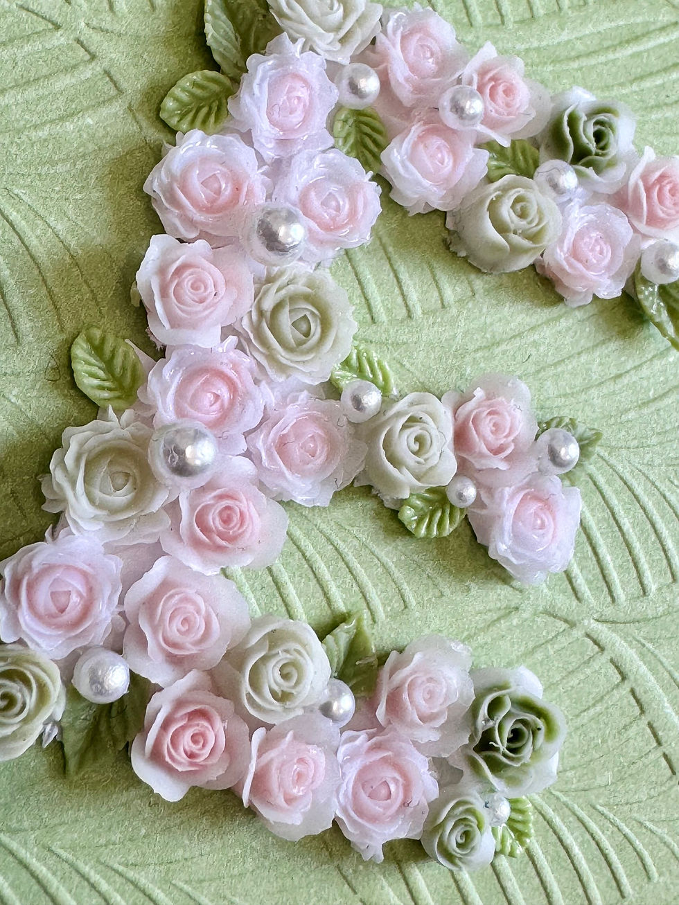 Thumbnail: Love in Roses 