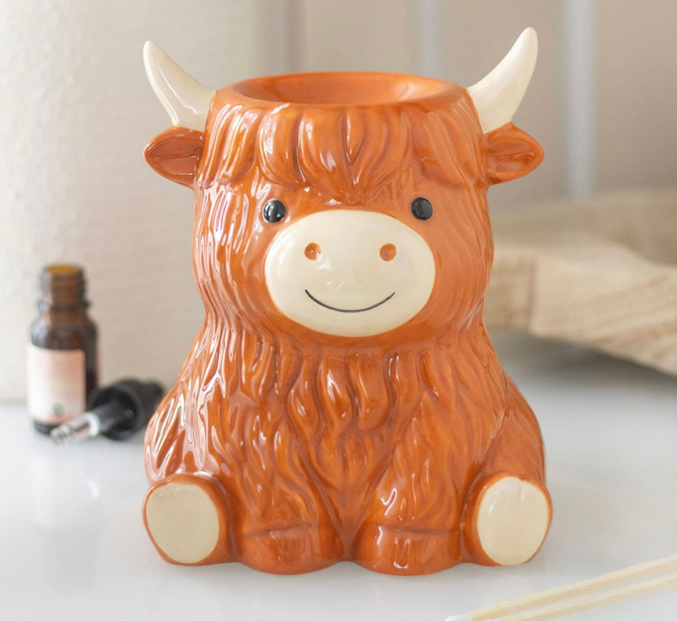 HIGHLAND COW OIL BURNER AND WAX WARMER