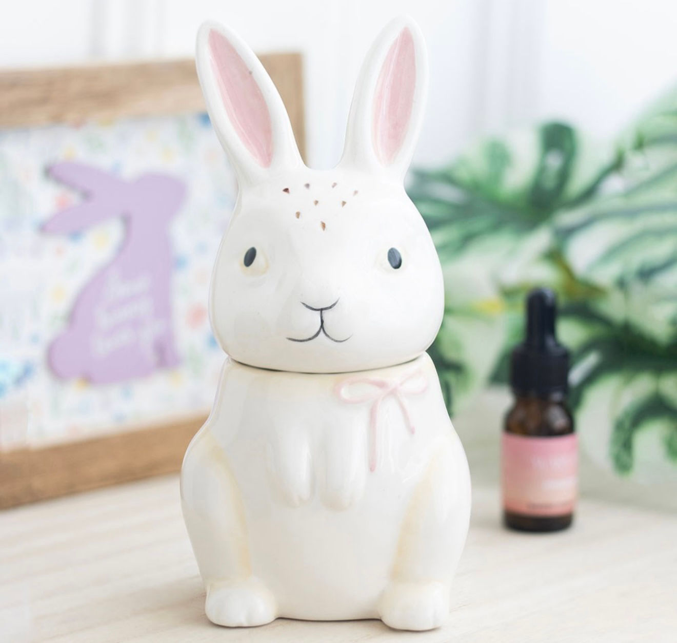 BUNNY SHAPED OIL BURNER