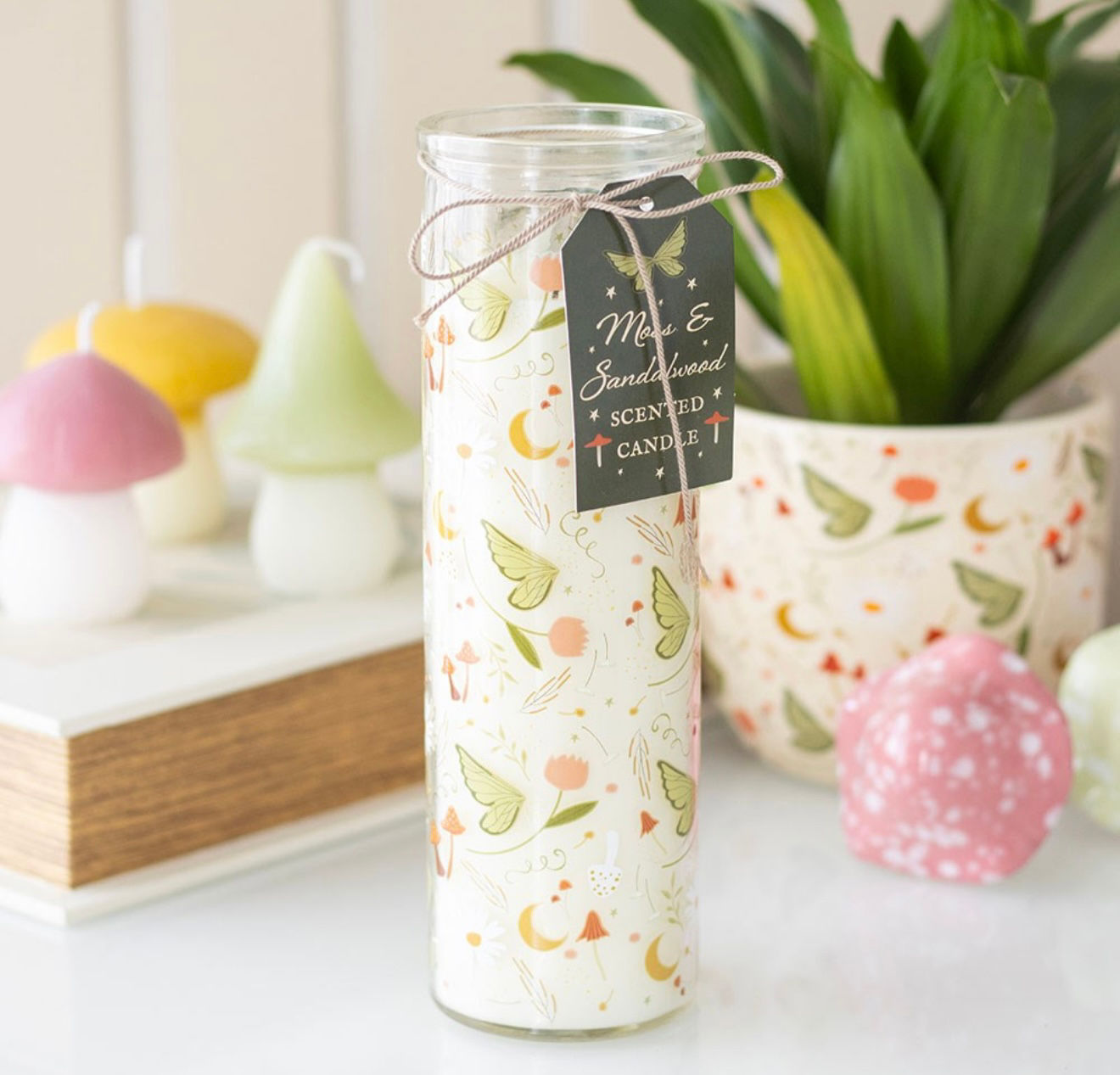 FAIRY FOLKLORE PRINT MOSS & SANDALWOOD TUBE CANDLE