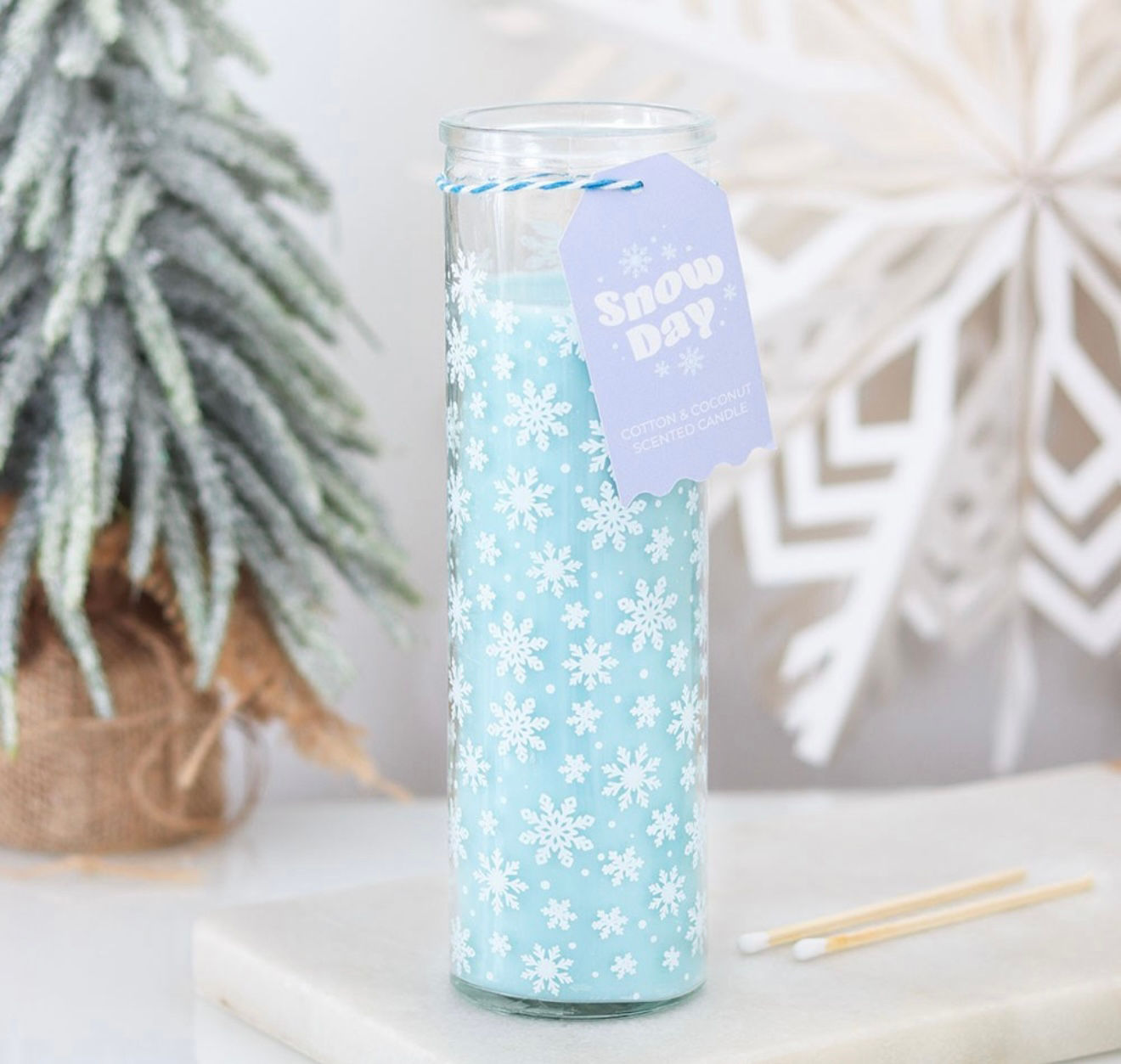 SNOW DAY SNOWFLAKE PRINT COTTON & COCONUT TUBE CANDLE