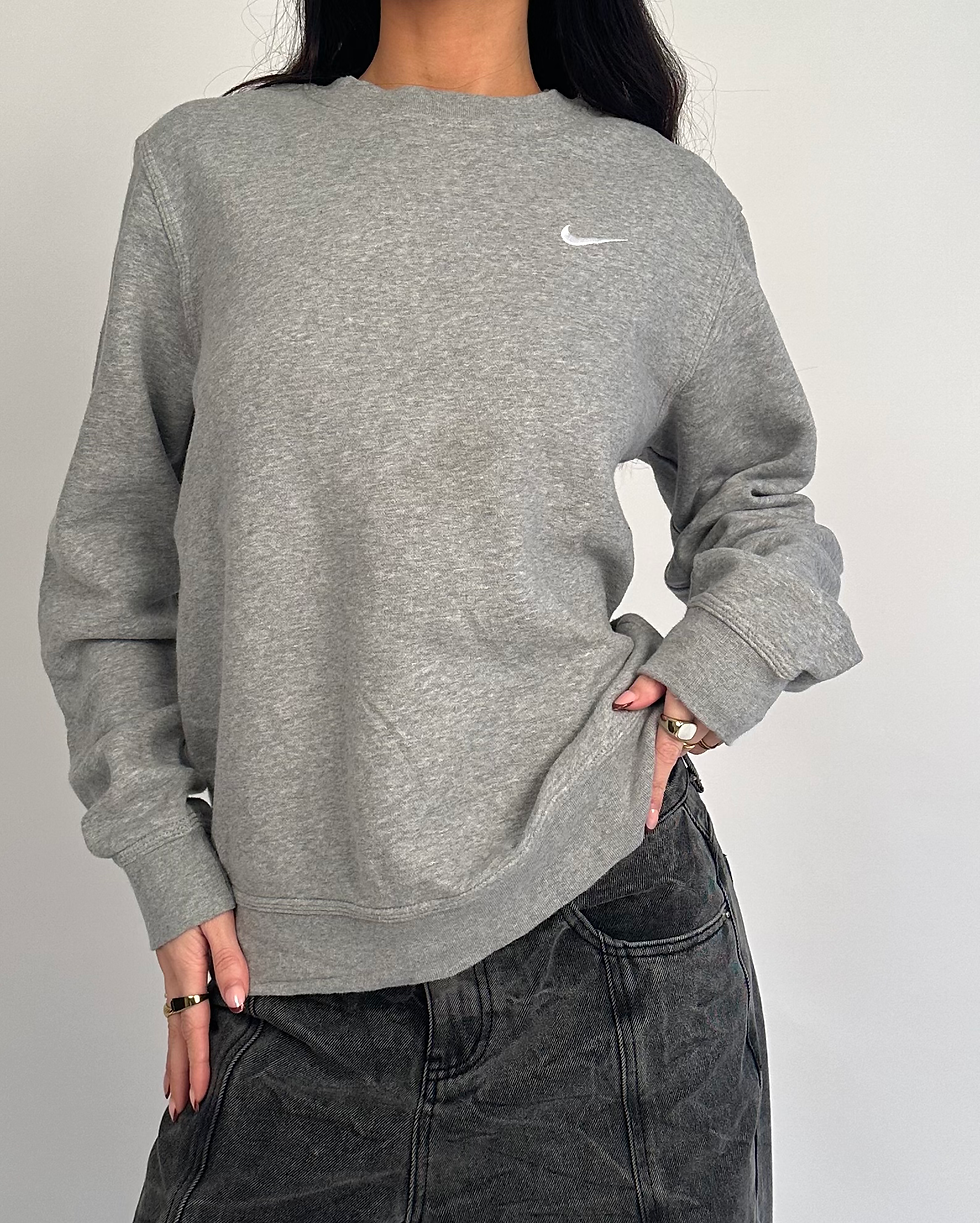 ภาพขนาดย่อ: Nike Grey Embroidered Swoosh Crew Neck Sweatshirt