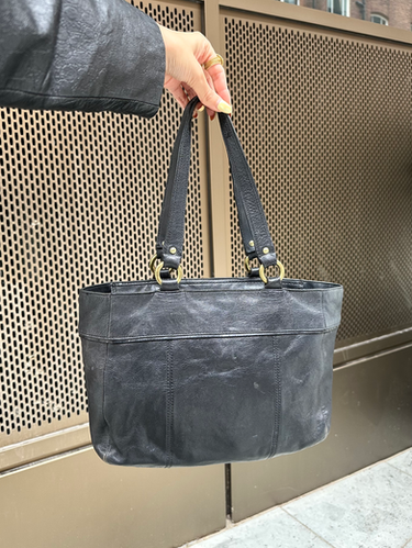 00s Coach signature sholder bag Studs