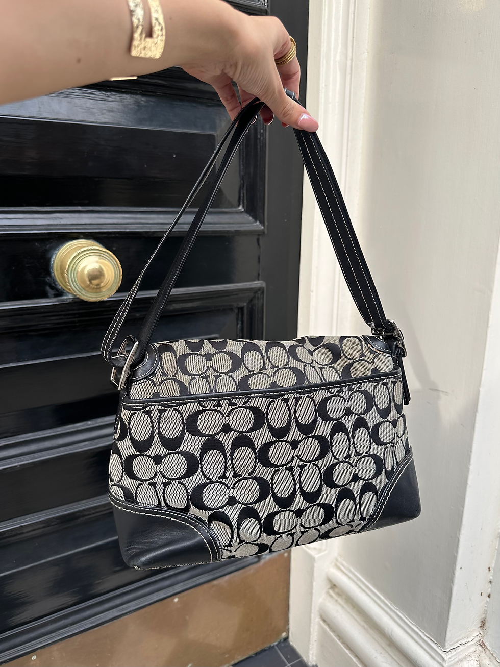Miniatura: 00s Signature Coach Monogram Print Black & Grey Canvas & Leather Shoulder Bag