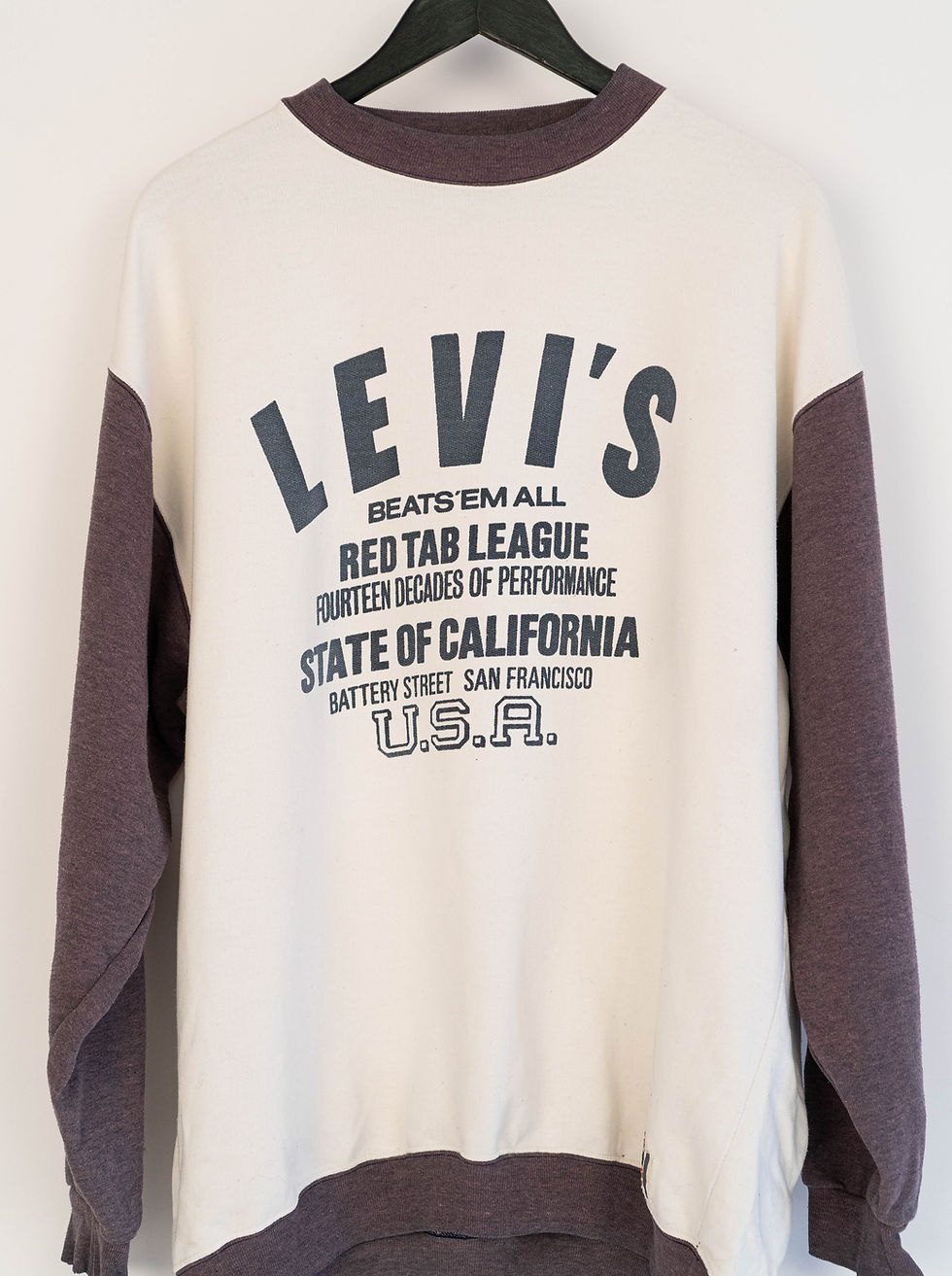 Miniatura: Levi's U.S.A White & Mauve Sweatshirt