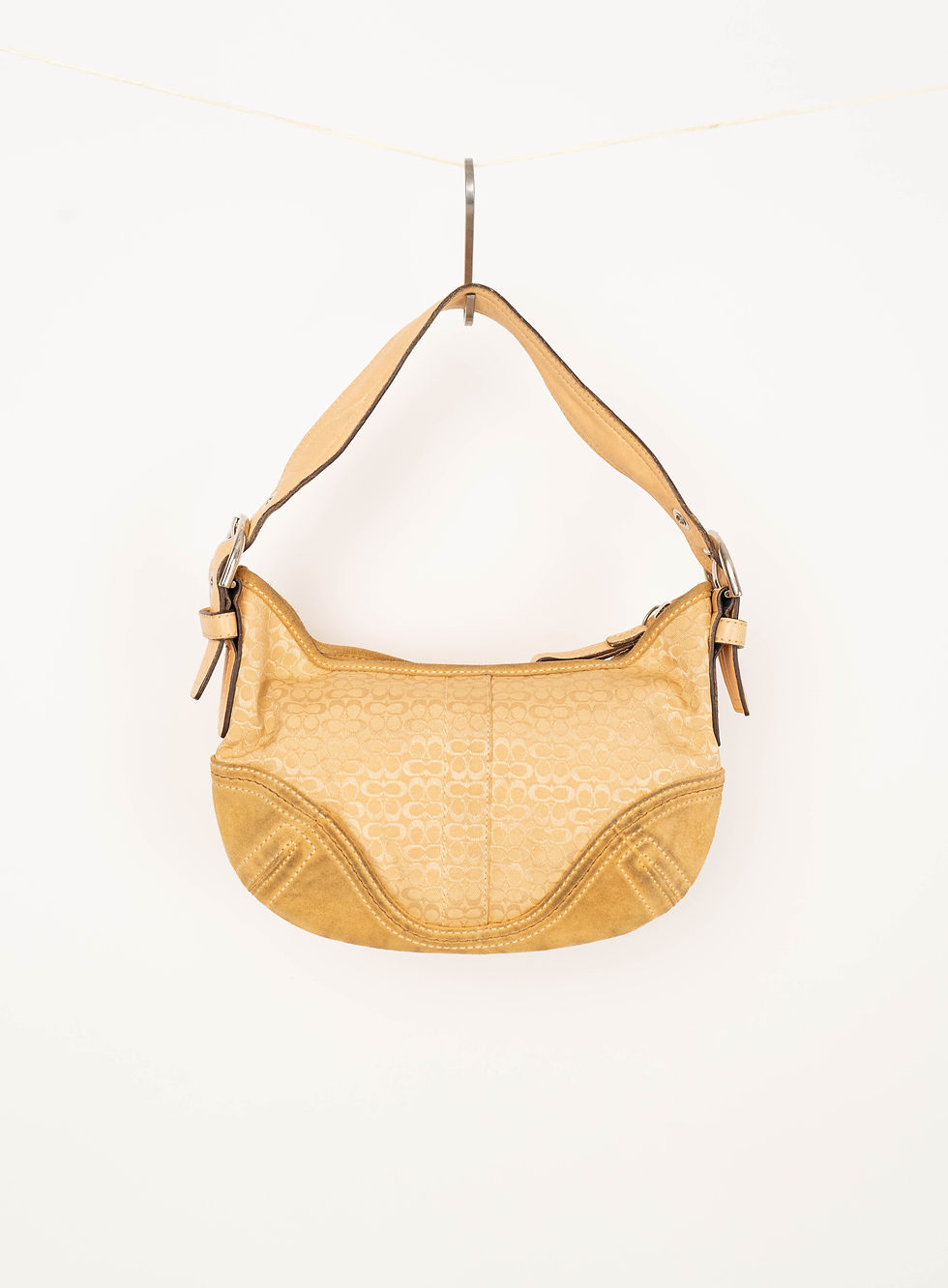 Miniaturbild: y2k Coach Monogram Tan Buckle Small Shoulder Bag