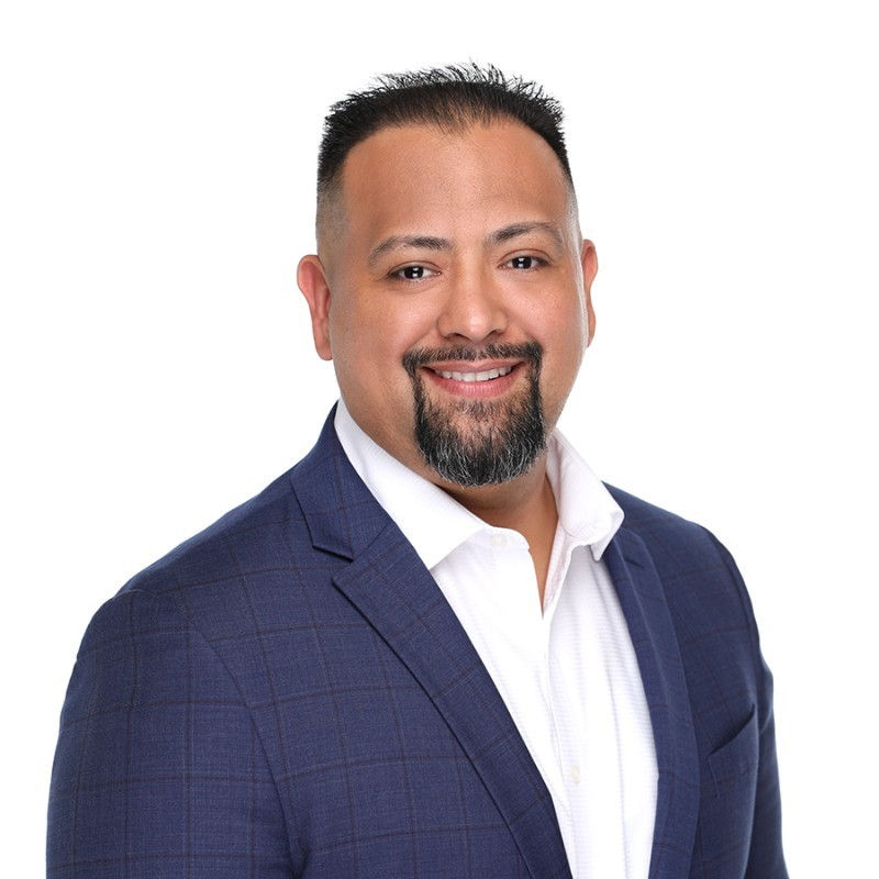 SER Familia Spotlight: Victor Orozco, CFP®, CSRIC®