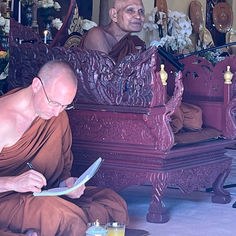 Appreciative joy: Dhammadharini monastics went to see Luang Por Liem Thitadhamma