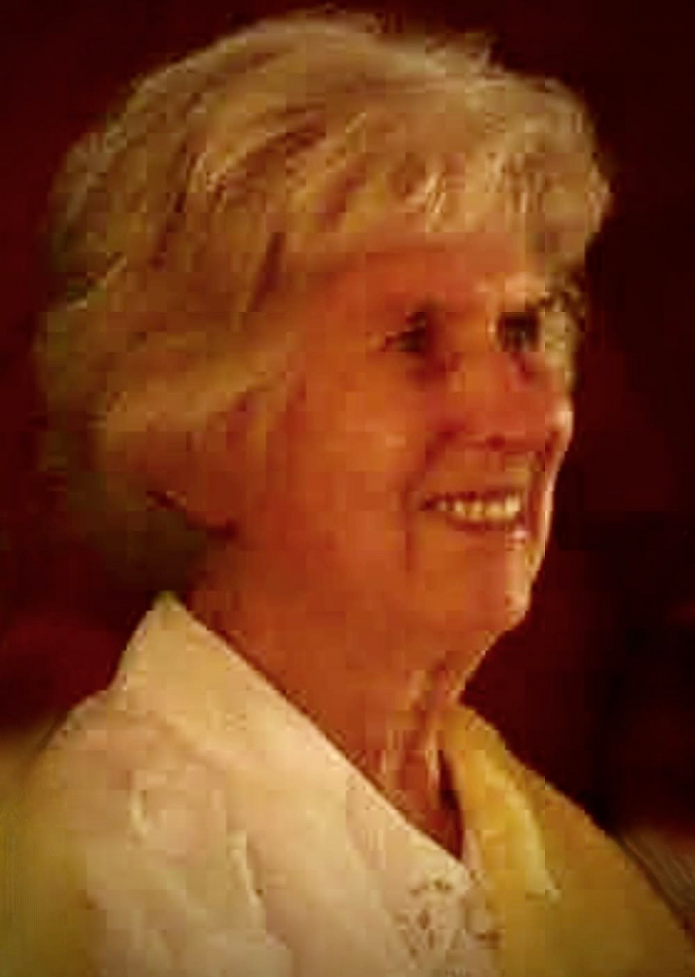 Bodhicari Mettā Martha Craft with the Venerable Bhikkhu-Bhikkhuni Sangha and fellow Bodhicaris