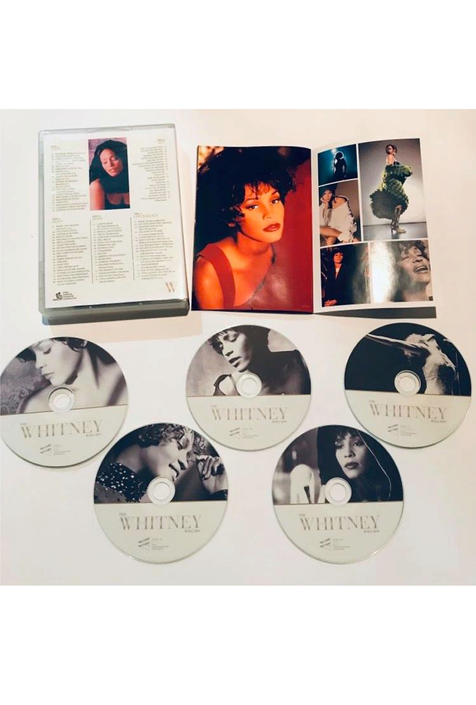 Thumbnail: The WHITNEY Ballads (5CD + Booklet)