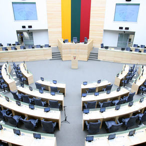 DARBAS TAUTOS ATSTOVYBĖJE