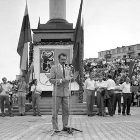 (NE)ŽINOMA ŠIAULIŲ ISTORIJA (11): SĄJŪDŽIO PRADŽIA