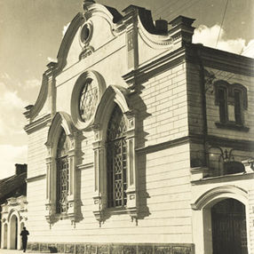 (NE)ŽINOMA ŠIAULIŲ ISTORIJA (9): MALDOS NAMAI TARPUKARIU