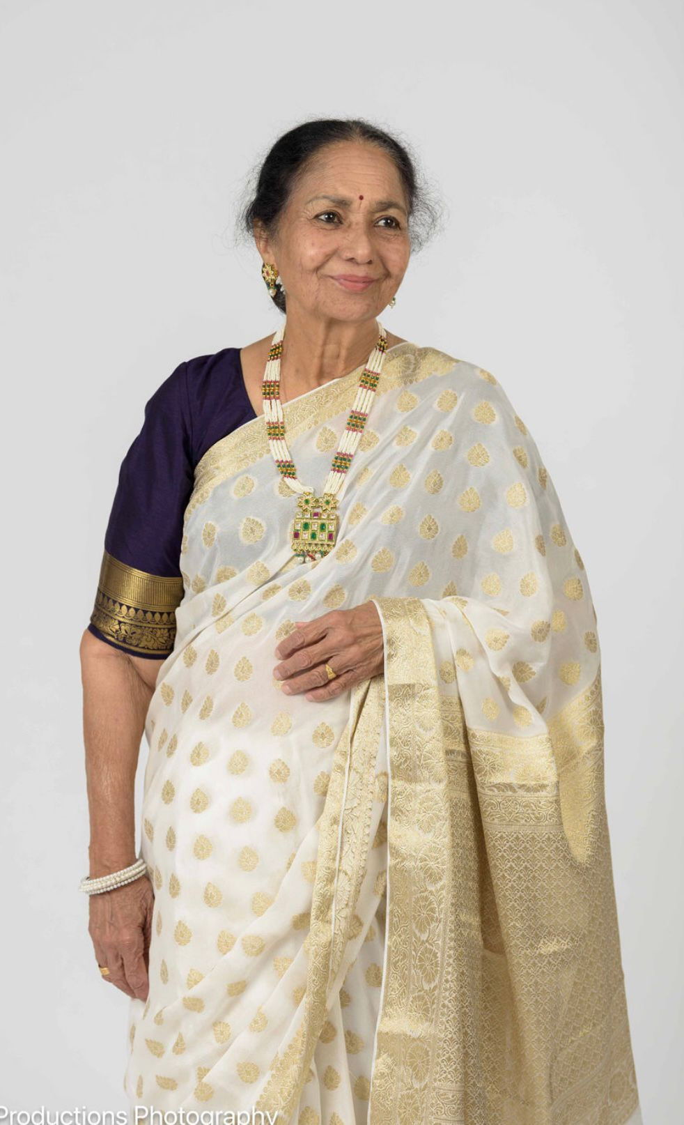 WHITE GEORGET SAREE ITEM 140