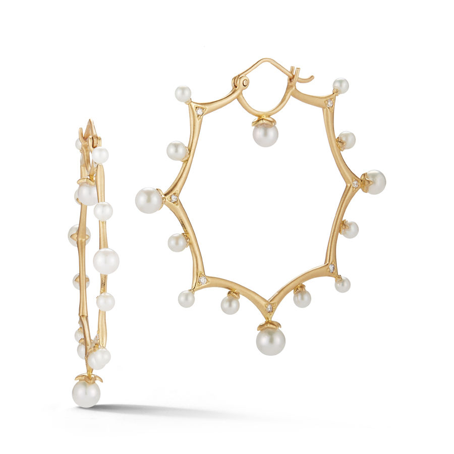 Thumbnail: Terrene Large Pearl Diamond Earrings
