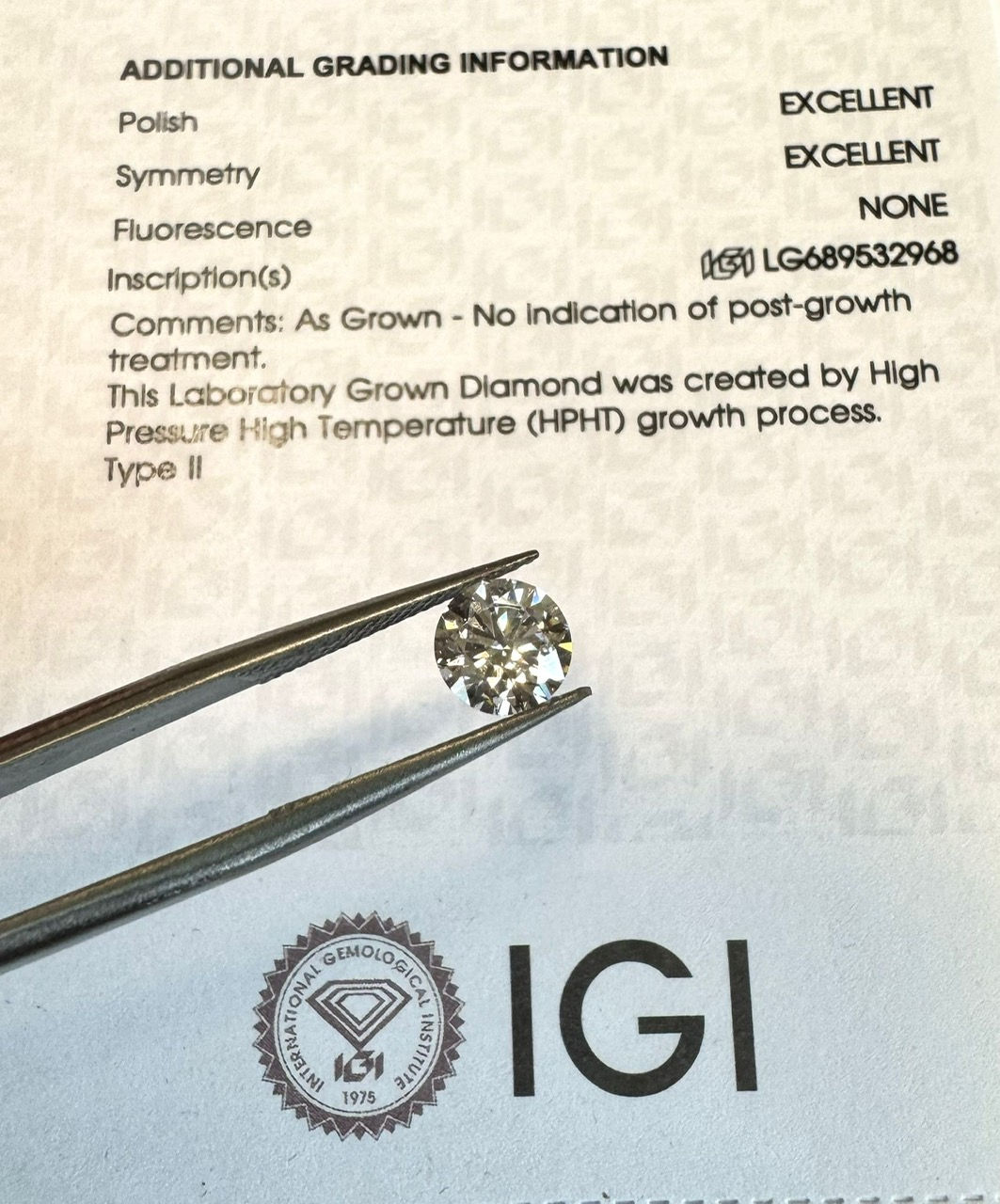 Weißer Diamant aus Tiersche oder Haaren mit IGI-Zertifikat