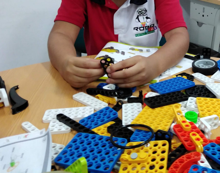 Estudiantes de RoboKids Neiva