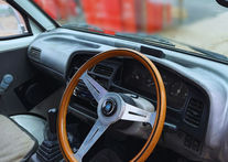 Suzuki Super Carry interior steering wheel