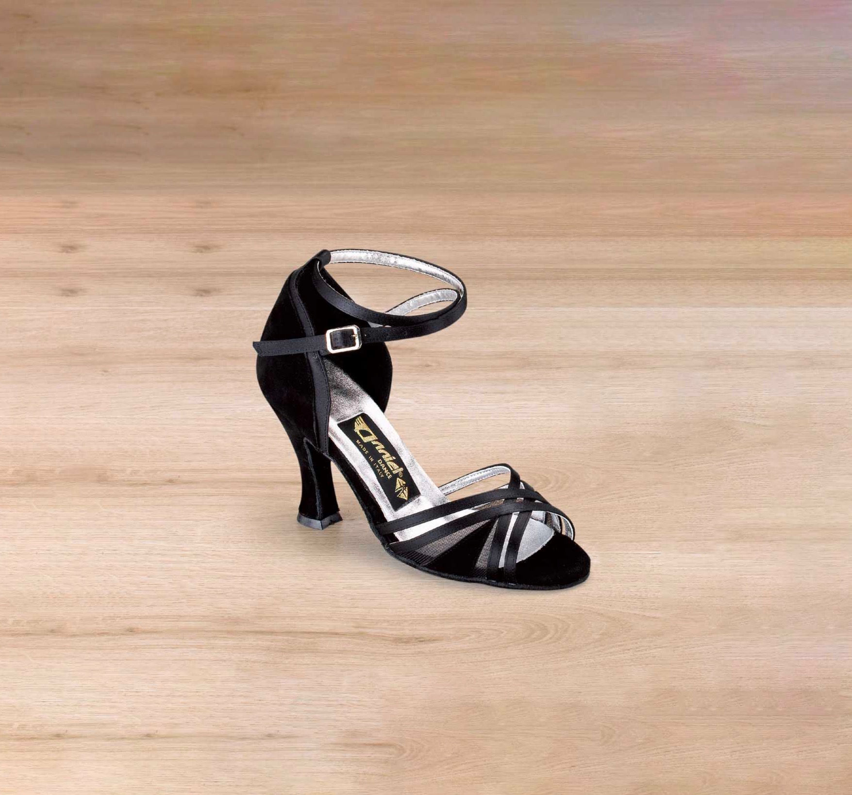 2962 Sandales ouvertes en cuir. Fabriqué en Italie