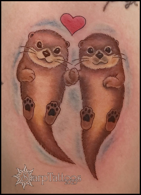 otter, otters, sharptattoos, sea life, floating, hands, hand hold, holding hands, drifting, love, play, tattoo, sharptattoos, 