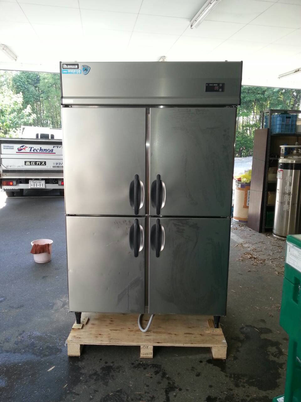 大和冷機　4ドア　冷凍庫　全室冷凍