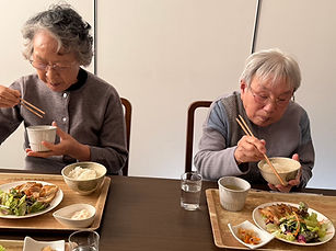 トピックス 外食 (1).JPG