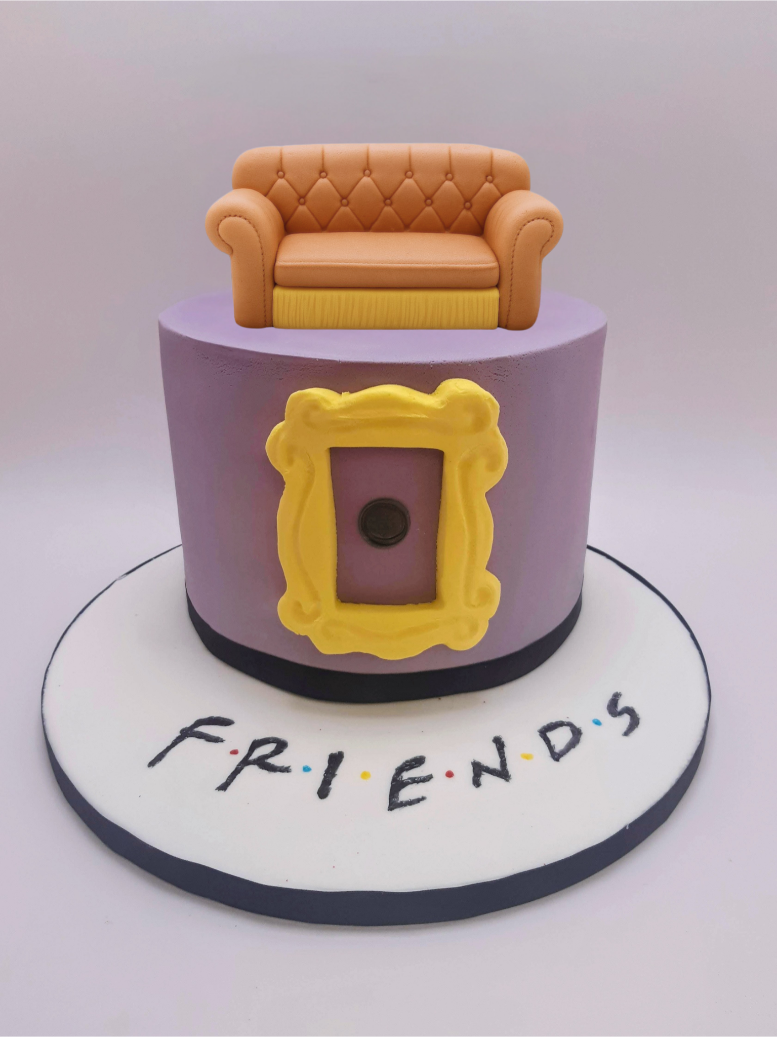 Friends Sofa Cake Decorating: 4 hours course. Lunch included.