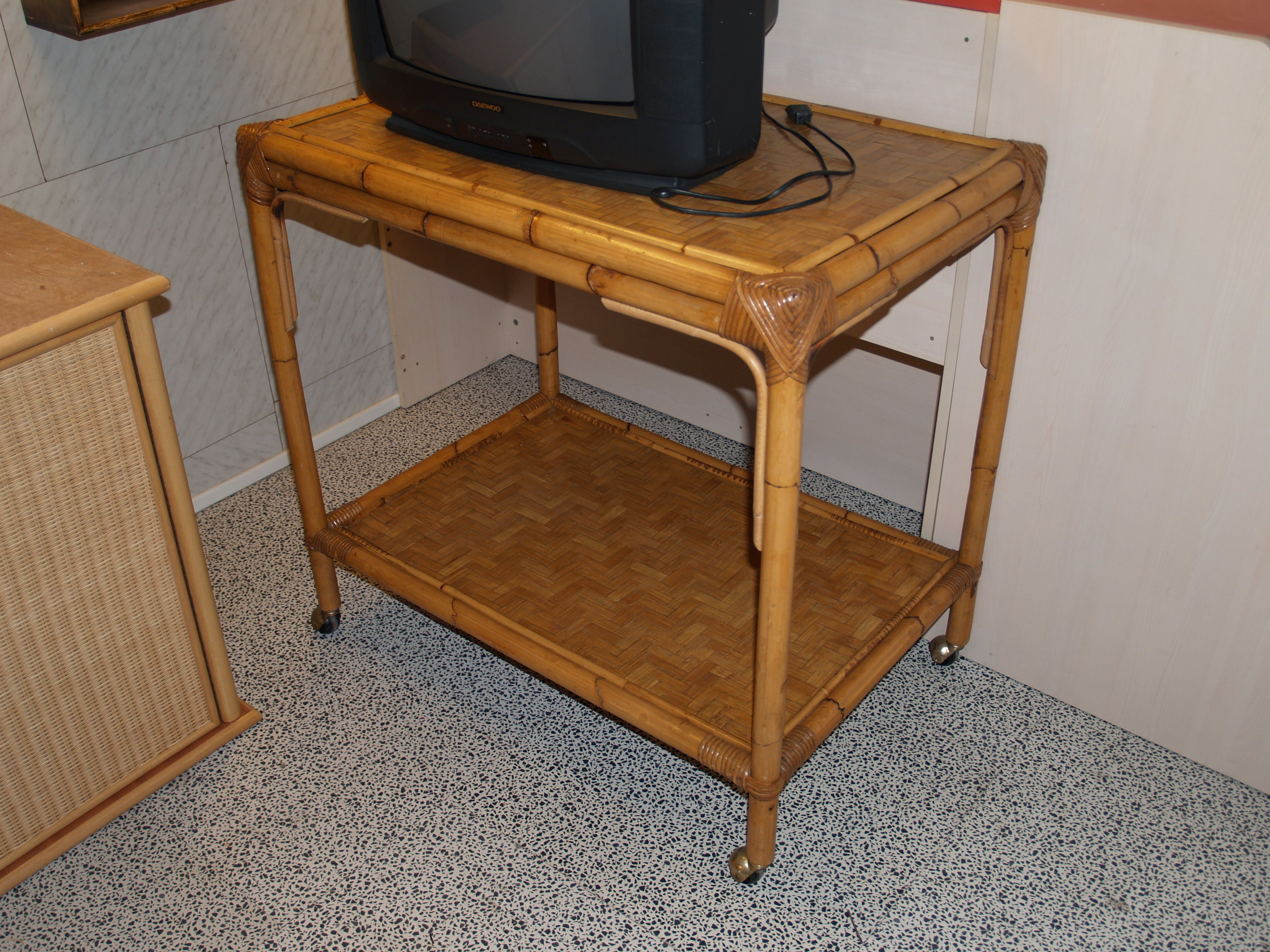 Porta Tv