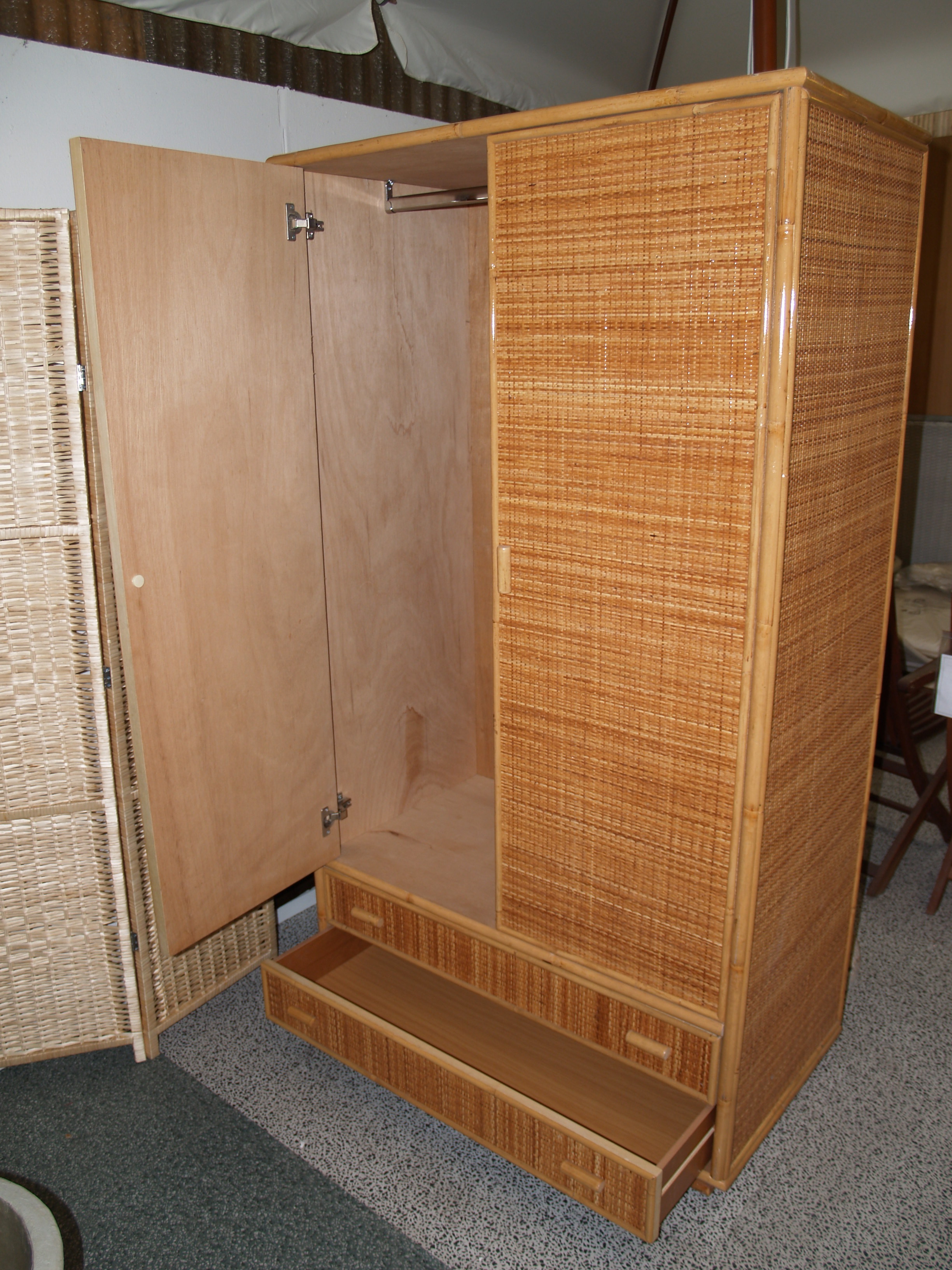 Armadio in legno