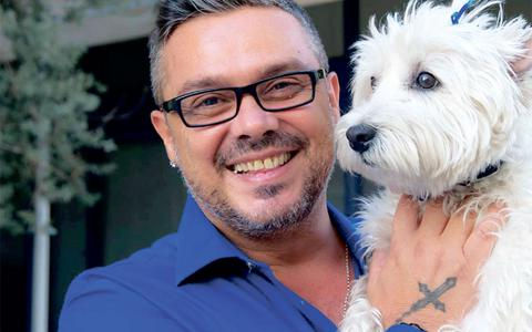 ΕΣΠΑΣΑΝ ΤΑ ΤΗΛΕΦΩΝΑ ΣΕ ΕΛ.ΑΣ. ΚΑΙ ΦΙΛΟΖΩΙΚΕΣ
Χρυσές δουλειές με απαγωγές σκύλων κάνουν οι συμμορίες