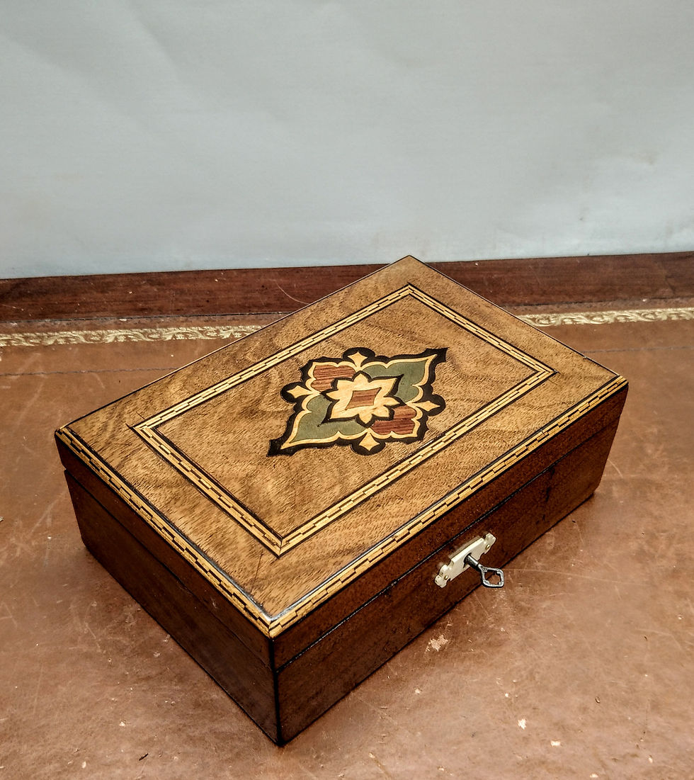 Miniature : Boîte marquetée 
