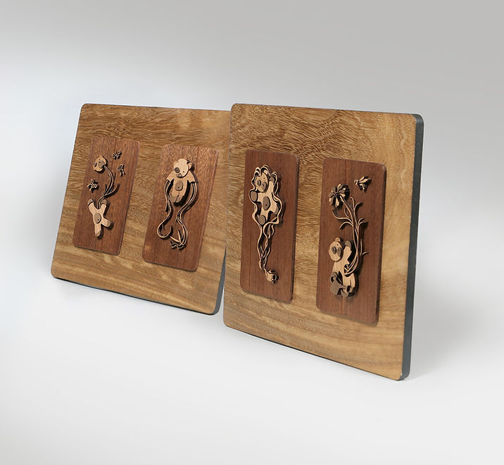 Obra de Arte realizada con Madera Natural Maciza cortada con Laser Cute, sin tintes, solo Cera Natural.