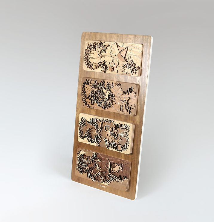 Obra de Arte realizada con Madera Natural Maciza cortada con Laser Cute, sin tintes, solo Cera Natural.