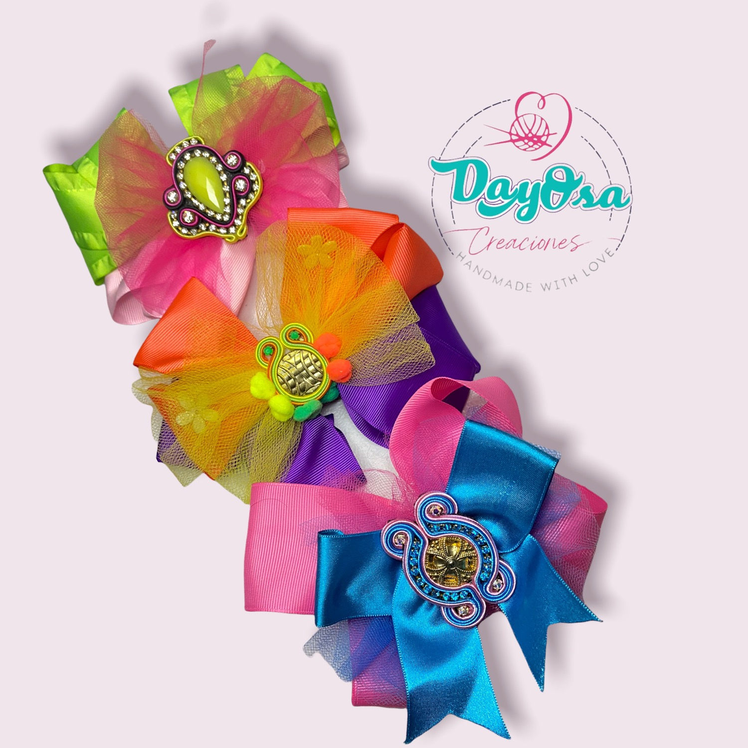 Soutache-style bow threesome