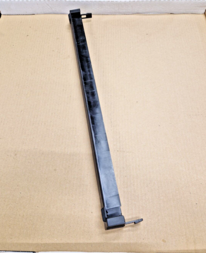 INDESIT IGW620IXUK OVEN DOOR TOP TRIM GENUINE (IGW.05)