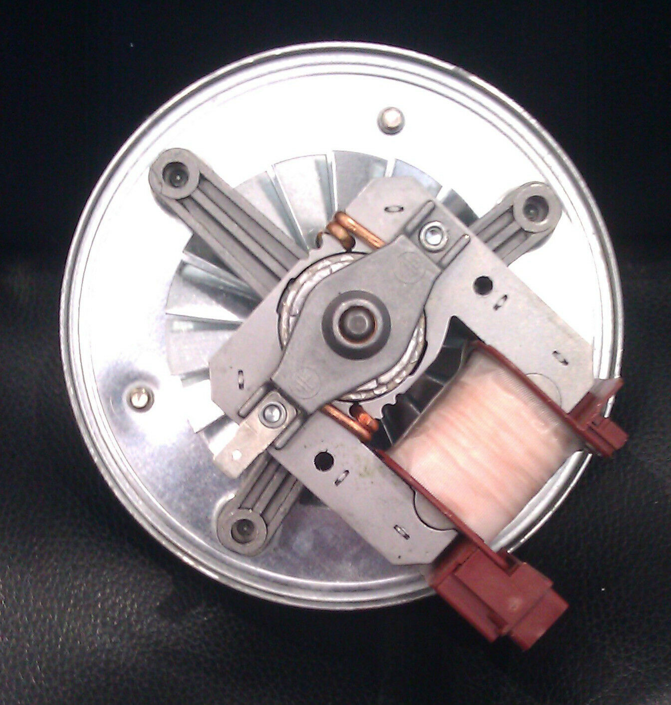 INDESIT DIMDN13IXS etc OVEN FAN MOTOR, genuine (DIMDN.22)