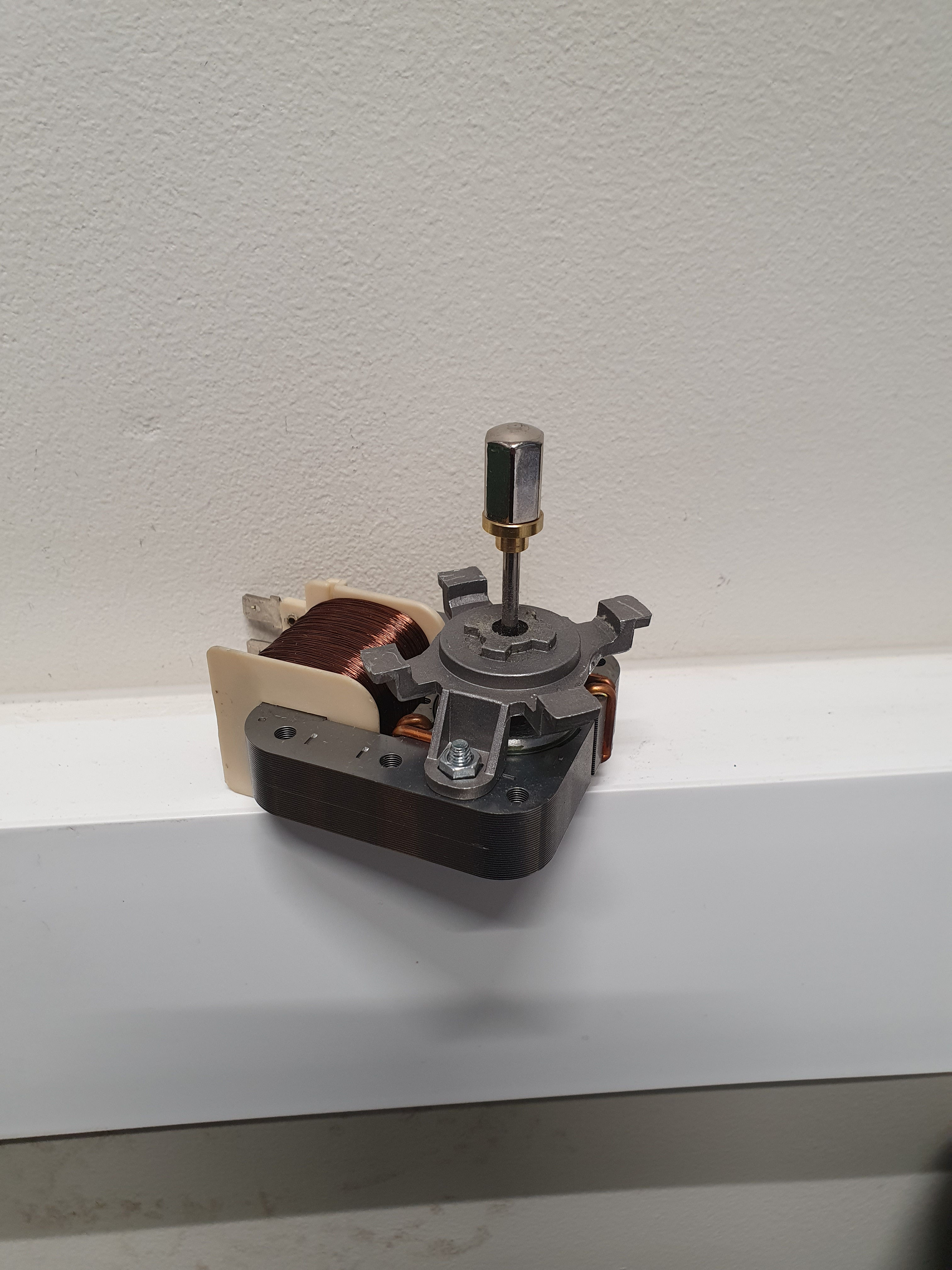 INDESIT IFW6330IX OVEN REAR FAN MOTOR 22W (IFWIX.16)