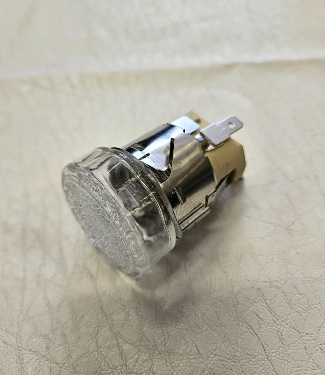 HISENSE BI62211CX BI62212ABUK OVEN LIGHT LAMP ASSEMBLY GENUINE (BICX.03)