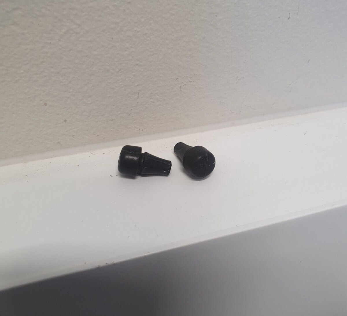 ELECTRIQ EQBIOLG1WH OVEN RUBBER DOOR STOP SINGLE (EQLGW.03)