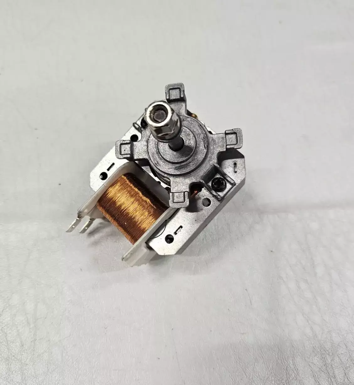 AEG BEB335061 W/B OVEN REAR FAN MOTOR GENUINE (BE61.02)