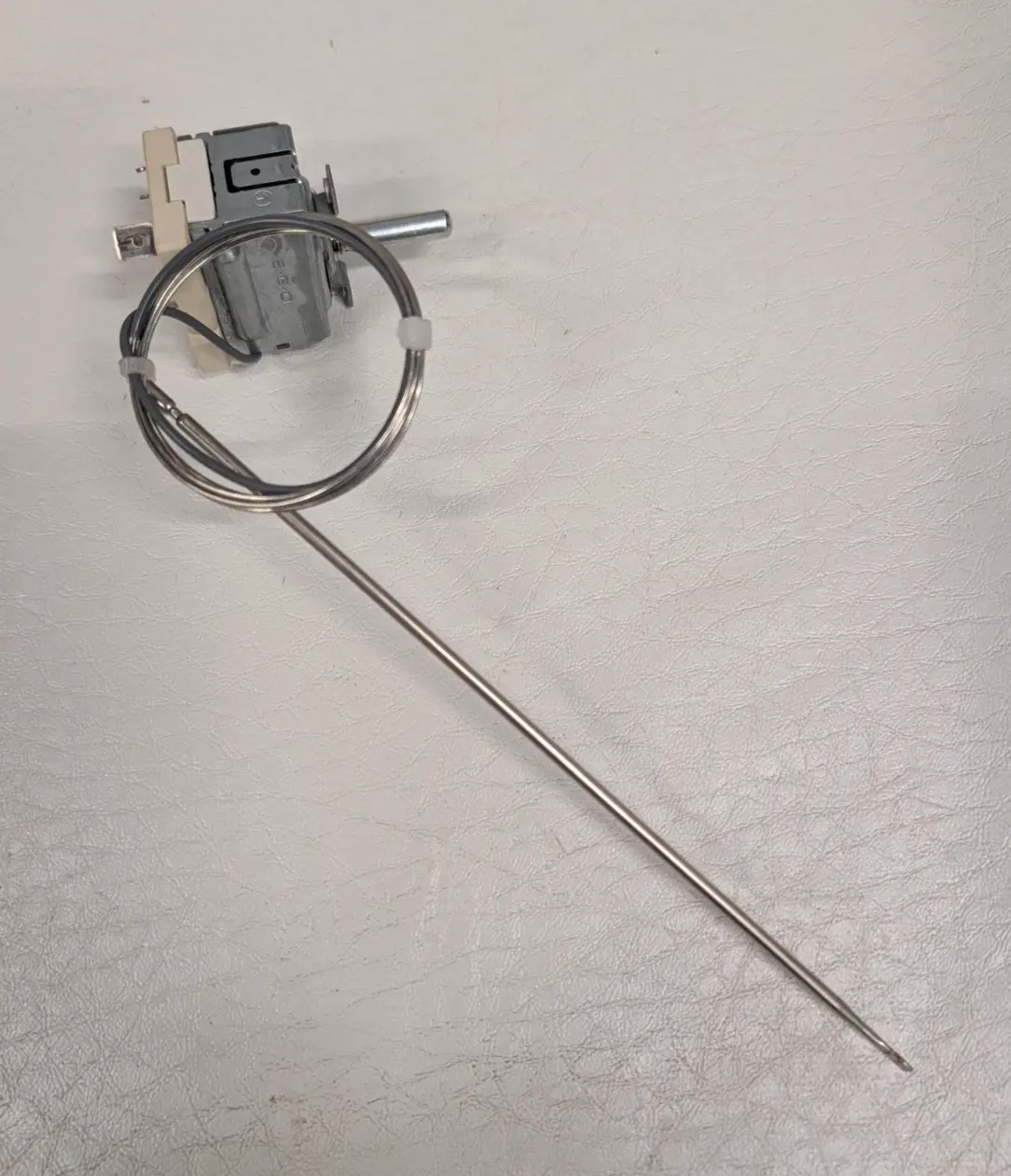 CDA CFD600MB COOKER TOP OVEN THERMOSTAT (CFD6.15)
