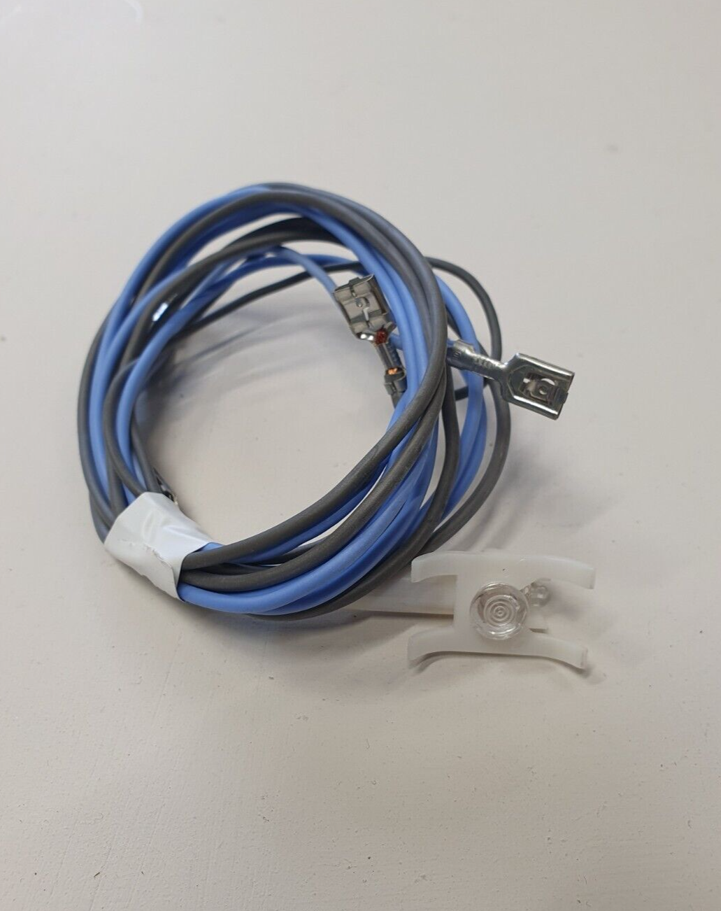 HOTPOINT DD2540IX BOTTOM OVEN ON INDICATOR LAMP LIGHT AND LOOM GENUINE (DD25.70)