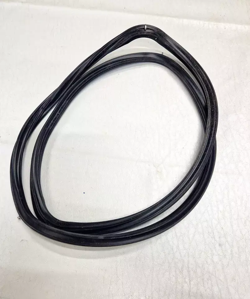 RUSSELL HOBBS RHFEO7004SS OVEN DOOR SEAL (RHF7.16)