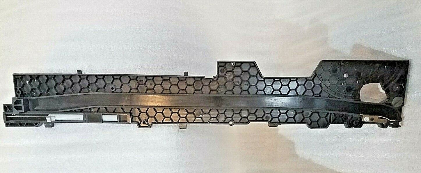 NEFF B58VT68H0B OVEN DOOR GUIDE WITH DAMPER right hand side GENUINE (B58.18)