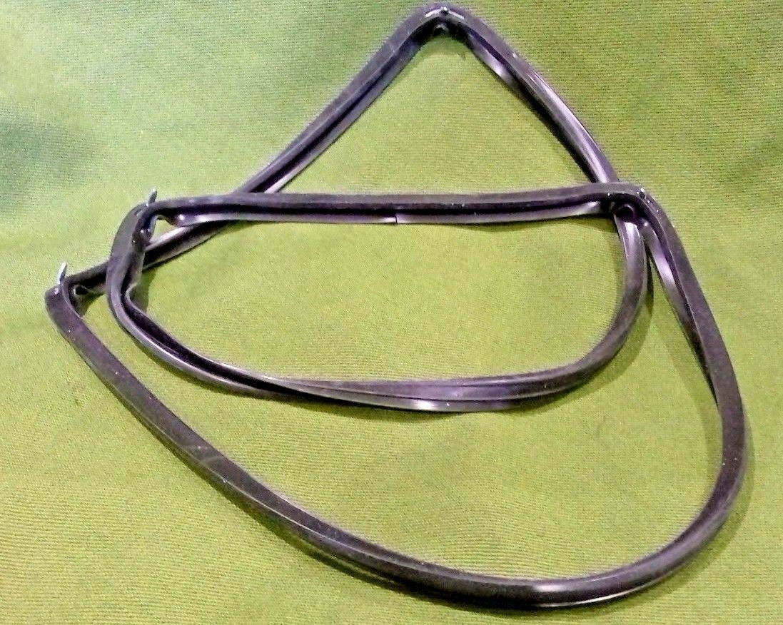 INDESIT IDU6340IX IDU6340WH OVEN BOTTOM DOOR SEAL GENUINE (IDU.15)