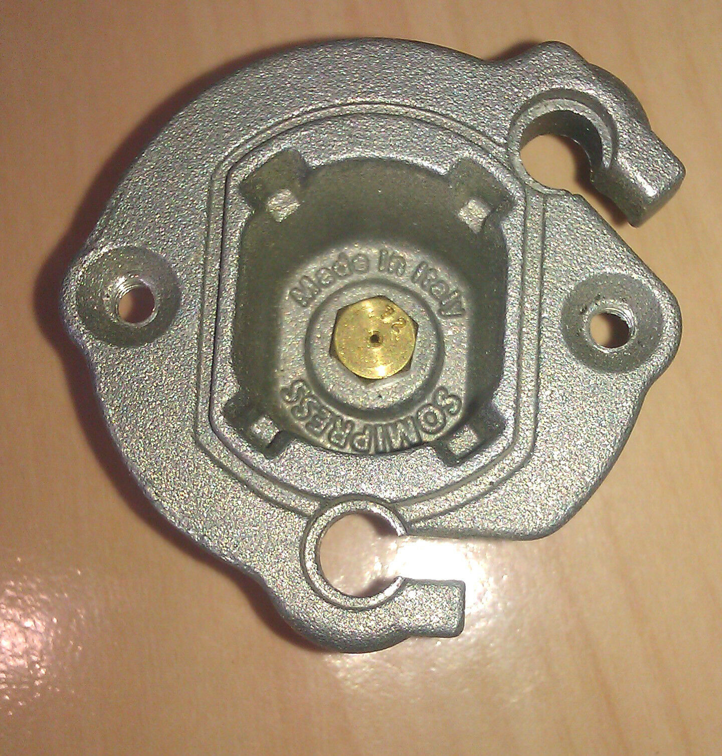 CURRYS CFSGWH14 GAS COOKER etc SMALL BURNER ASSEMBLY Genuine (CFSG.19)